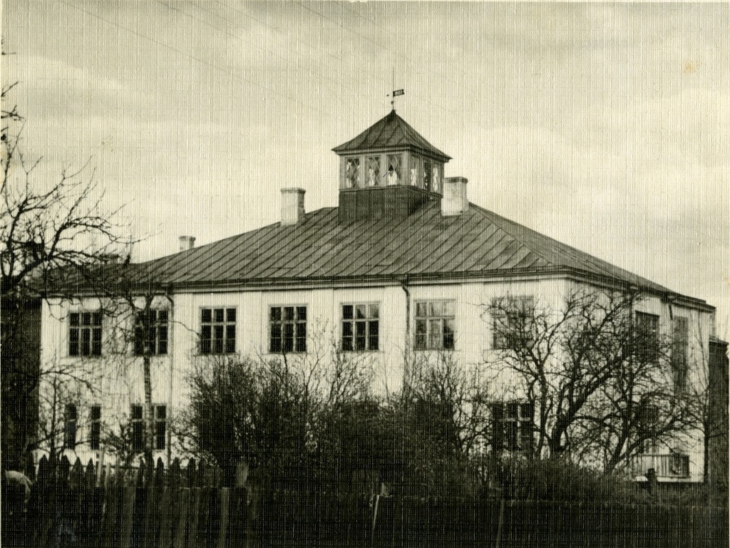 C.R. Jacobson called Viljandi 1. High school buildings