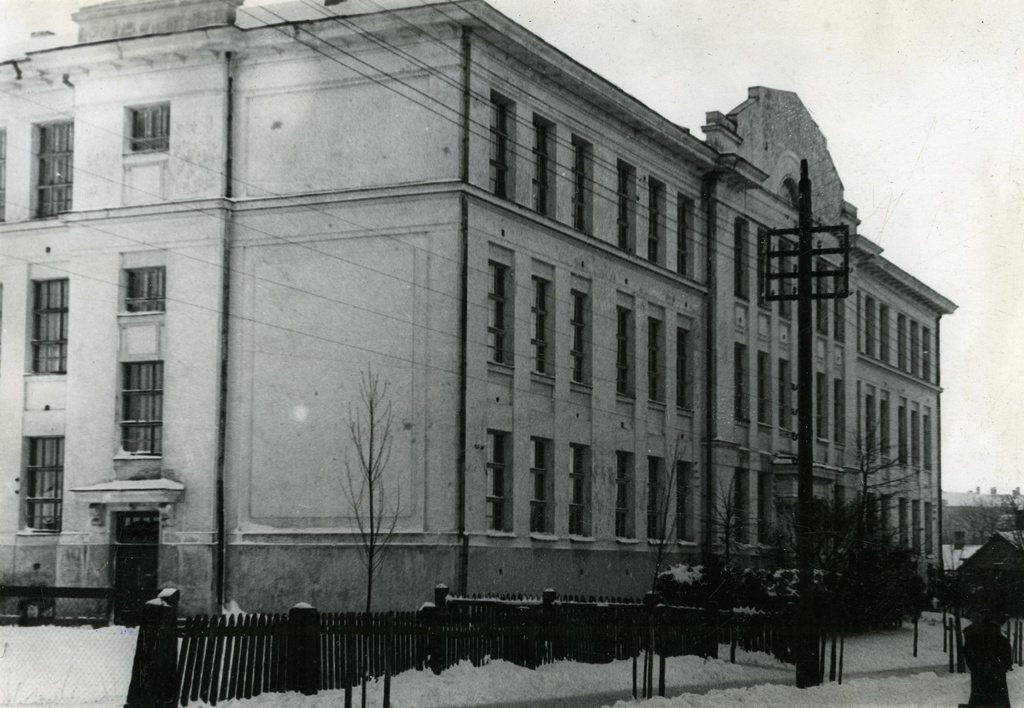Valga 1. High school building