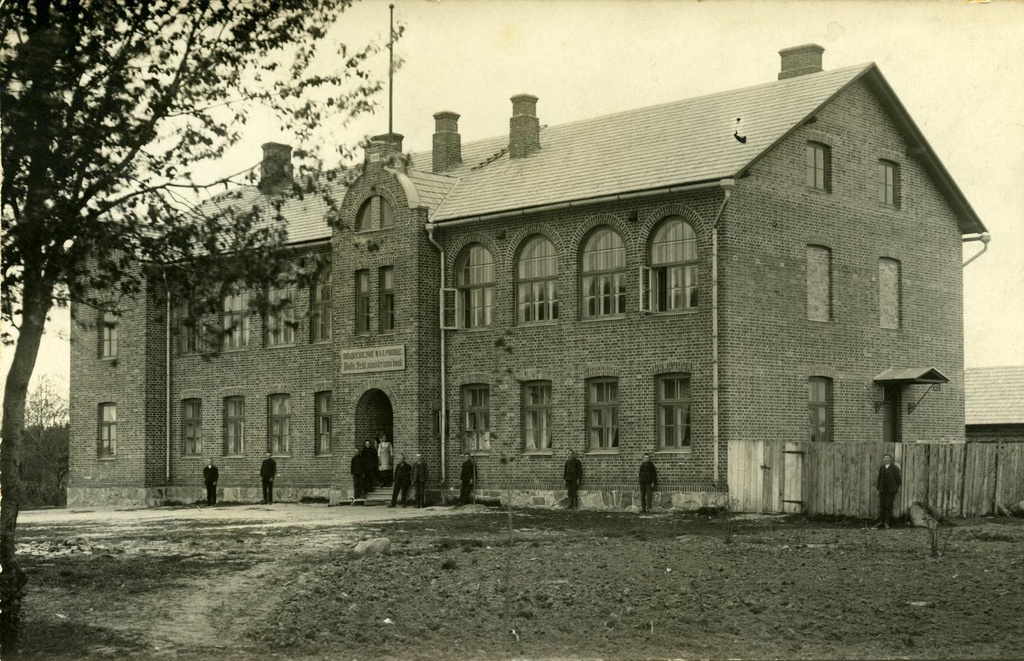 Valtu 2-kl ministry school building