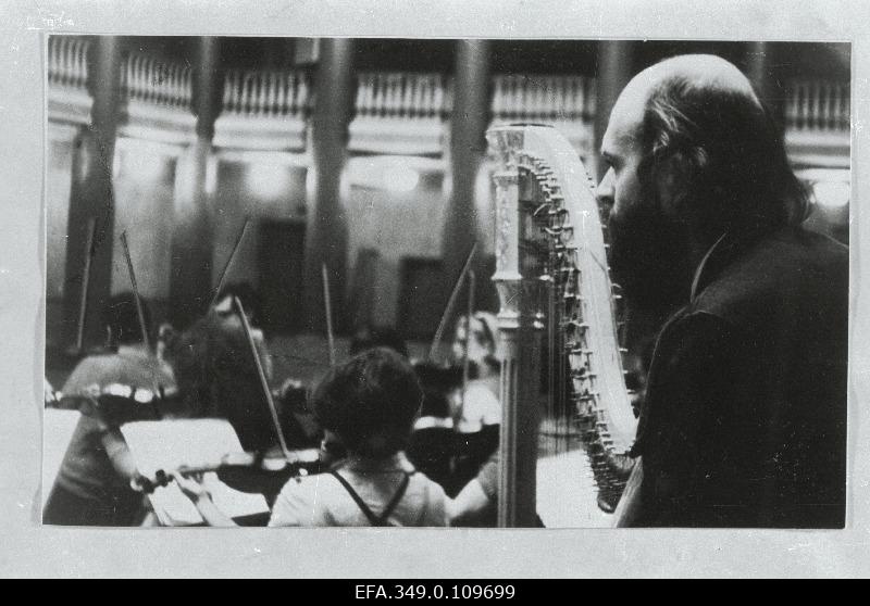 Composer Arvo Pärt Tbilisi is following the main sample of the concert.