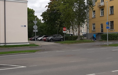 Kohtla-järveekeemia-mäetehnika studentsdmaide demonstration rephoto
