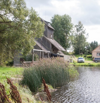 Estonian language scholar and writer Mihkel Veske's birthplace in Holstre. rephoto