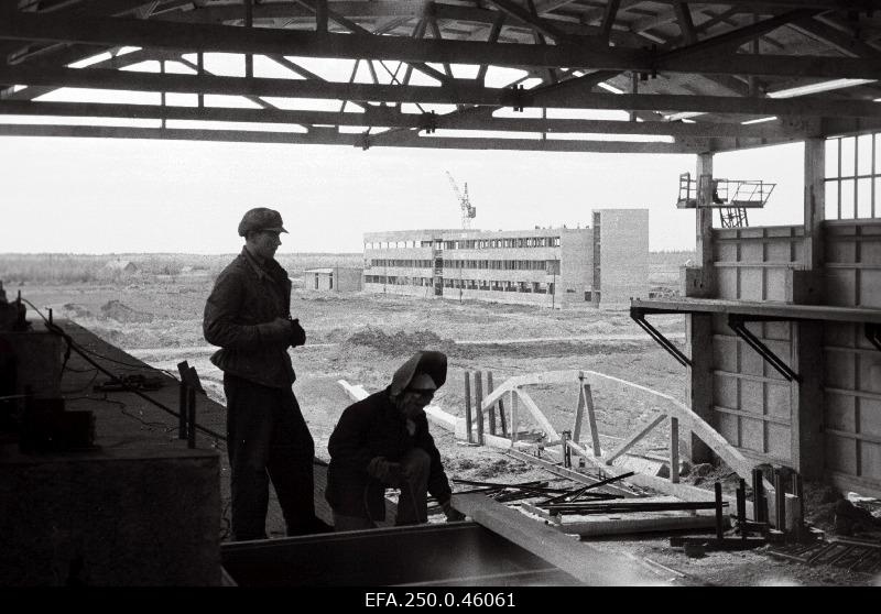 Construction of the local-Järve nitrogen fertiliser plant.