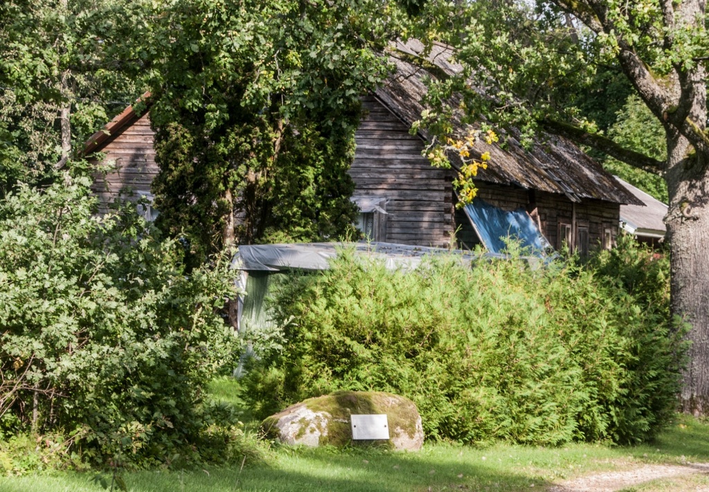 Mihkel Veske's birthplace in Holstres Veske farm rephoto