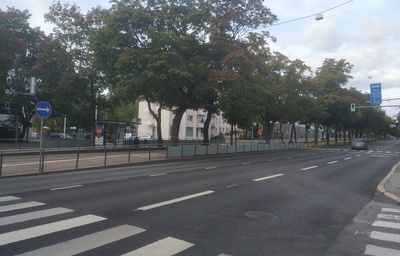 Mäkelänkatu 86. Käärmetalona tunnetun kerrostalon rakennustyömaa Käpylässä rephoto