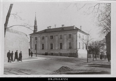 Falgi tea and the corner of Kaarli Street, the house of Kaarli County.  duplicate photo