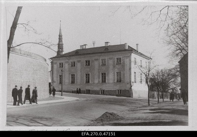 Falgi tea and the corner of Kaarli Street, the house of Kaarli County.  similar photo