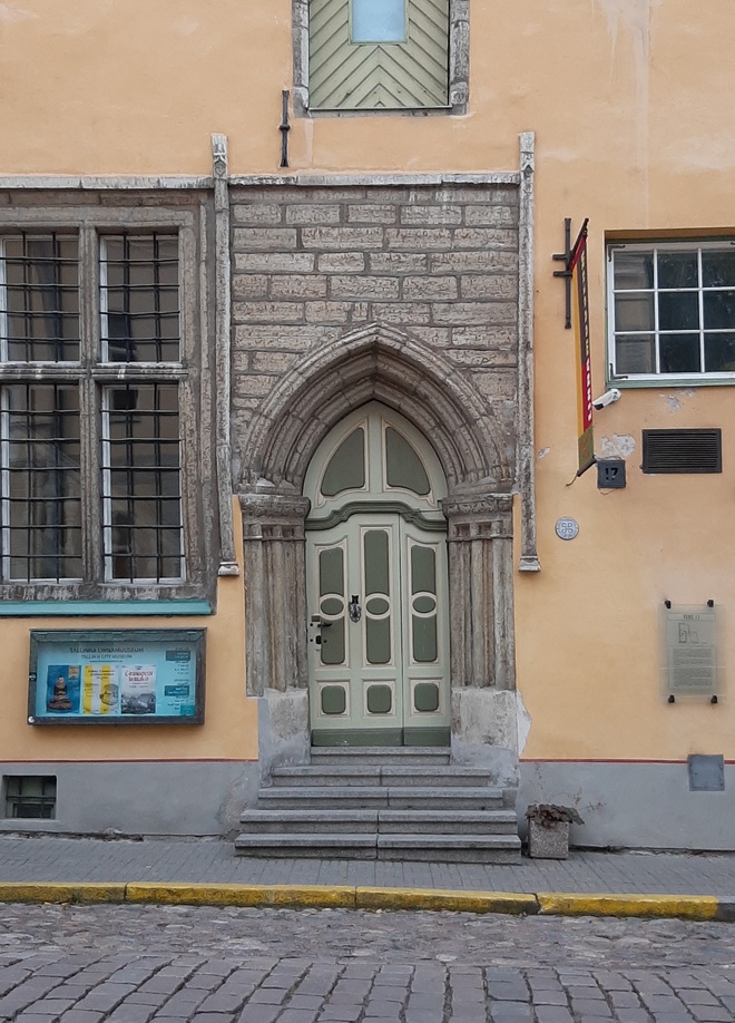 Maja portaal Vene tänav nr 17 rephoto