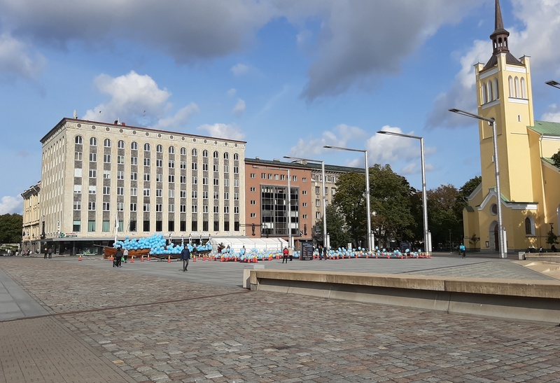 View of the winning square. rephoto