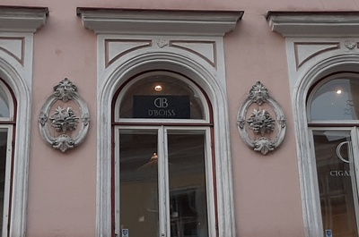 Building in the Old Town of Tallinn, Viru Street rephoto