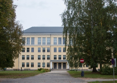 Outdoor view of the new secondary school building. rephoto