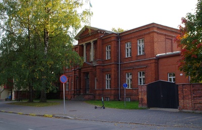 Tartu : Raekoda ; Uspensky church ; Real School ; Karlova companion rephoto