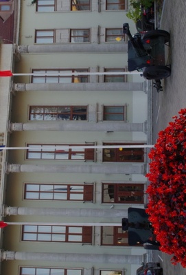 Pionier Honorary V.I. At the memorial pillar of Lenin. rephoto