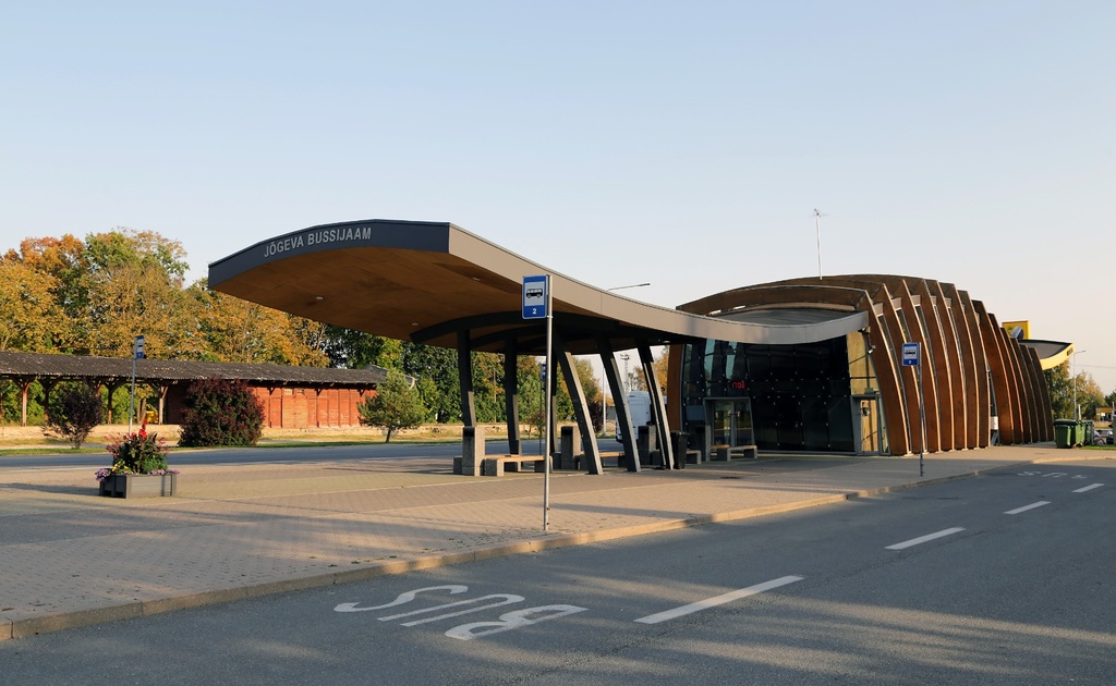 Jõgeva Bus Station 2009 rephoto