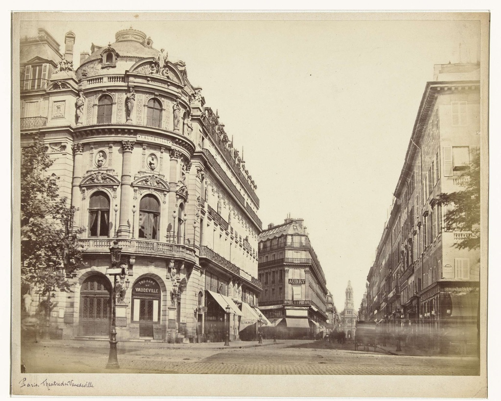 Straatgezicht in Paris met Théâtre de Vaudeville, Paris theatre du Vaudeville