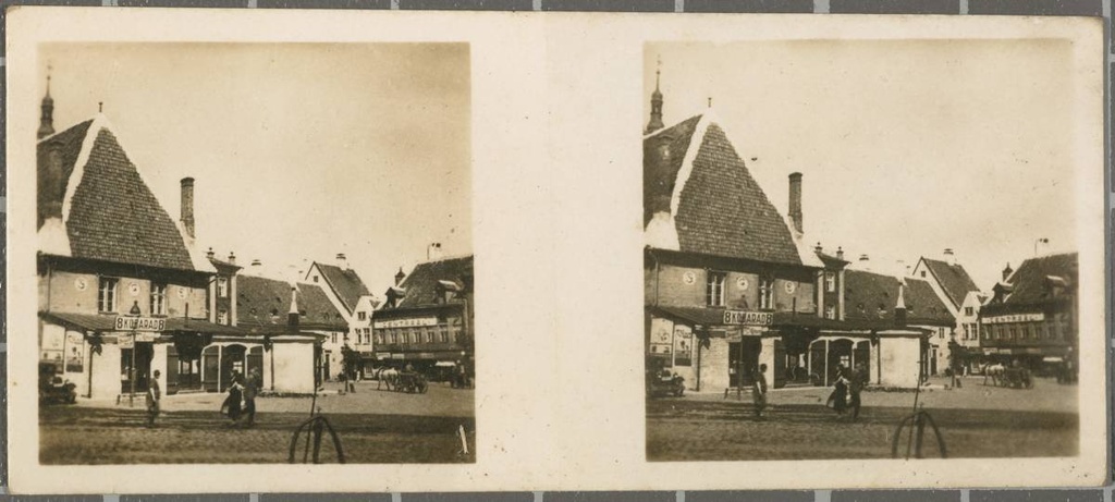 N.o 180. Ventspils (Windau). - Plaza del Mercadero.
