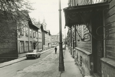 Pioneer Street (current Toom-Kuninga) before building a new building of the National Library  similar photo
