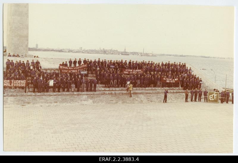 Opening ceremony in Tallinn, Maarjamäel.