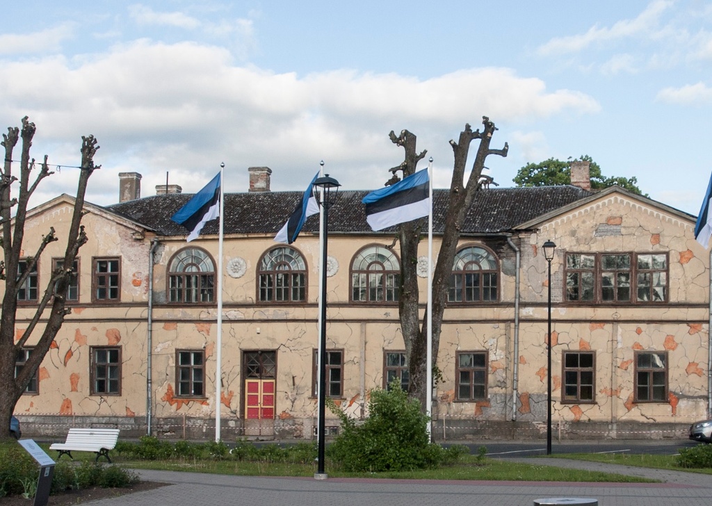 Viljandi High School building rephoto