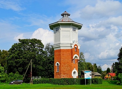 Photo. Cross the water tower of the railway station. Black and white. Located: Hm 7975 - Technical monuments of Haapsalu district rephoto