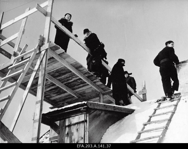 Vaade filmistuudio Tallinnfilm mängufilmi Õhtust hommikuni võtteplatsile.