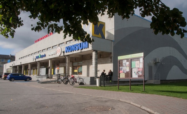 foto, Paide RTK Türi uue kaubanduskeskuse ehitus 1984.a. rephoto