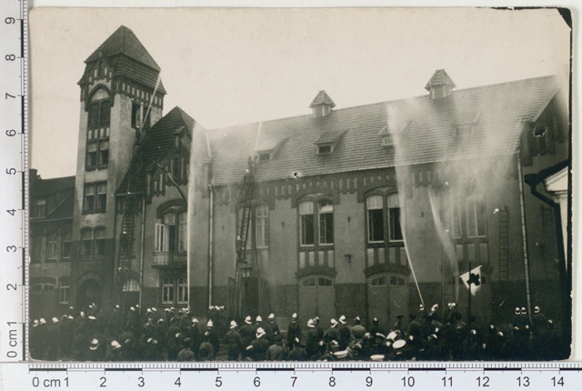 60th anniversary demonstration, fire extinguishing 1924