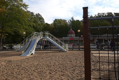 Swimming pool of Kadrioru Children's Park rephoto