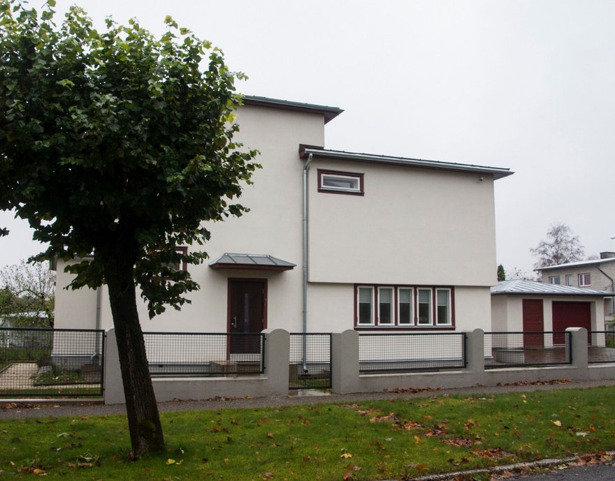 Eramu Viljandis, vaade. Arhitekt Johannes Fuks rephoto