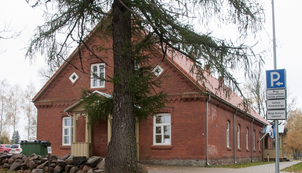 Viljandi County Halliste 8-kl School buildings rephoto