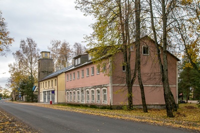 The Mustvee High School Students’ Common Shop. rephoto