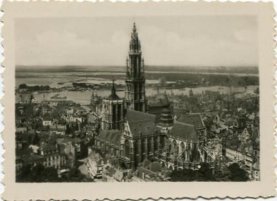 WWII 109.B2.F7.12  duplicate photo