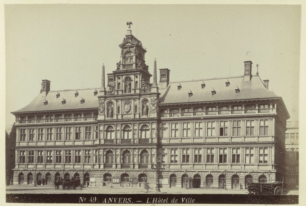 Exterieur van het stadhuis van Antwerpen, Anvers. - l'hôtel de Ville