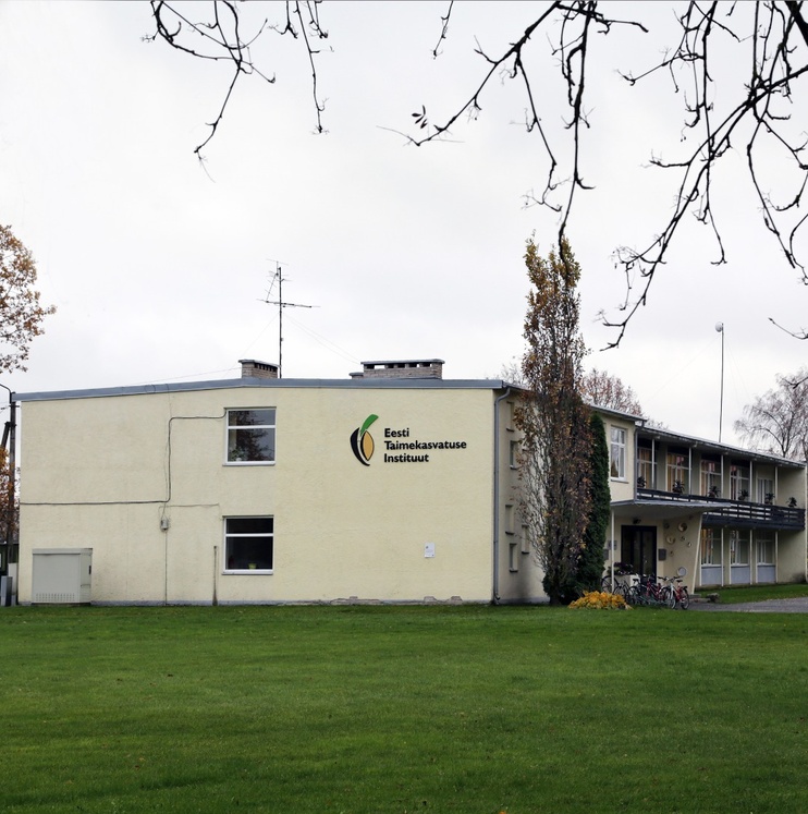 Office building of Jõgeva Sordiaretus Station 1972 rephoto