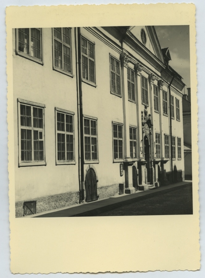 Narva, h. Poorten house.
