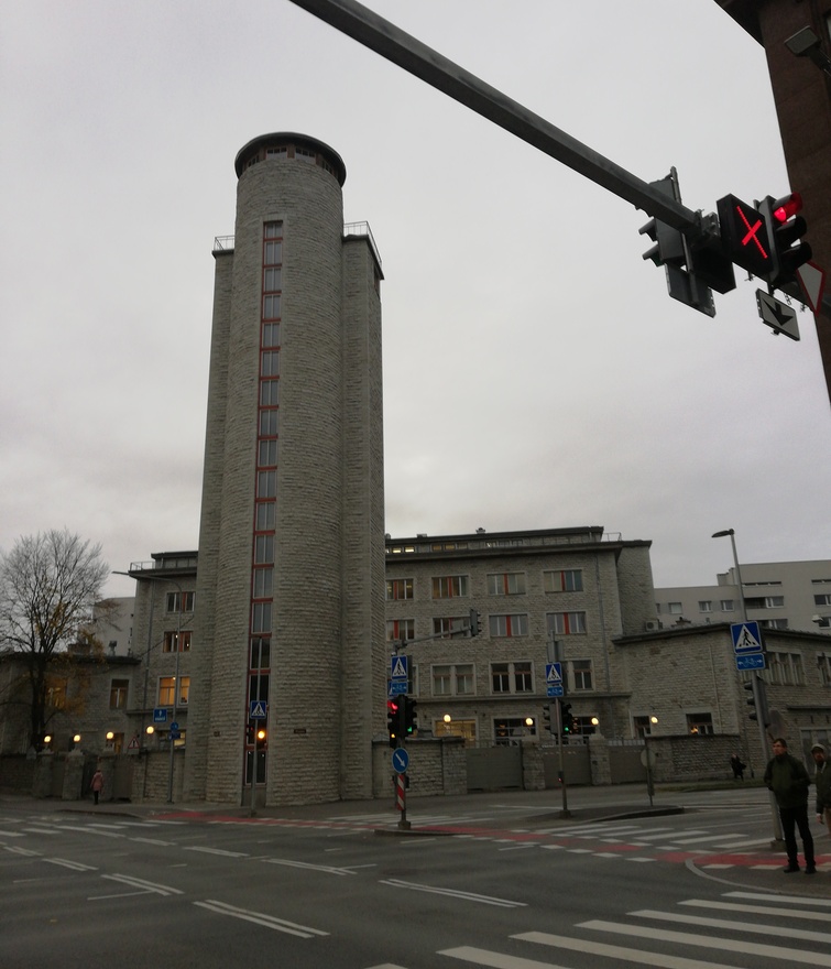 Raua tn tuletõrjehoone, vaade Raua tänavalt. Arhitekt Herbert Johanson rephoto