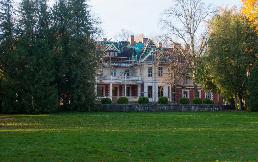 E. a. School of Agriculture rephoto