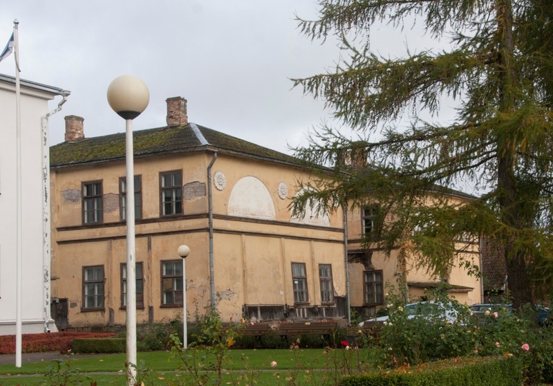 Viljandi II primary school. Built in 1926, architects e. Wolffeldt and a. Nürnberg. rephoto