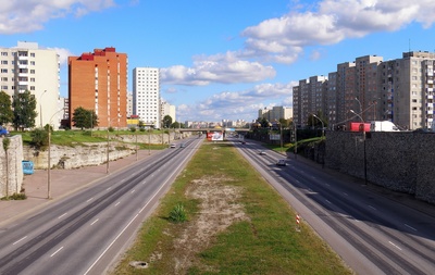 Laagna road, Sept 2009 - Laagna Road, the main artery of the Lasnamäe district of Tallinn.  duplicate photo