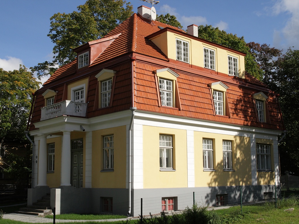 Tallinn, elamu, J. Poska 20 (1) - Tallinn, elamu, J. Poska 20