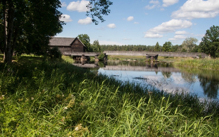 View of the bridge on the Vändra River on Kurgja. rephoto