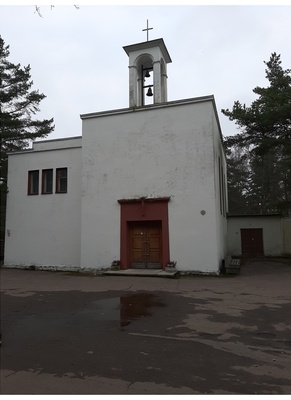 Kabel Rahumäe kalmistul, fassaadivaade. Arhitekt Elmar Lohk rephoto