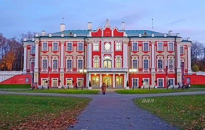 [tallinn] : nights Kadrioru Castle 11.VIII.30 at 01.35 rephoto