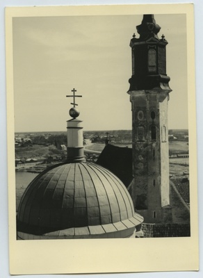 Narva, the dome of the Orthodox Church at the forefront.  duplicate photo