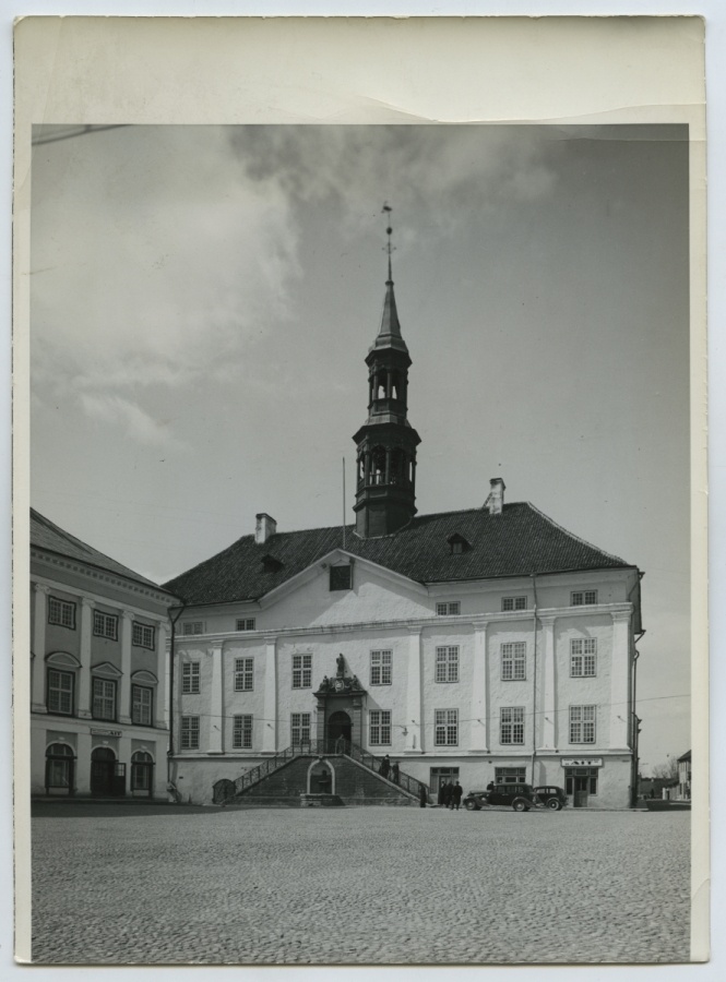 Narva, Raekoda.