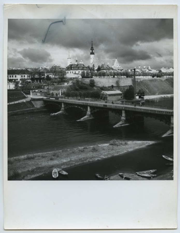 Narva, so-called. Hip bridge.