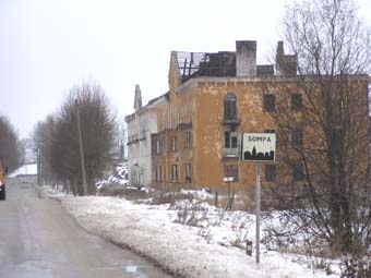 Sompa settlement entrance