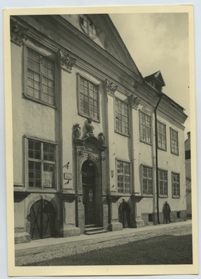 Narva, the façade of Herman Poorten's house.  duplicate photo