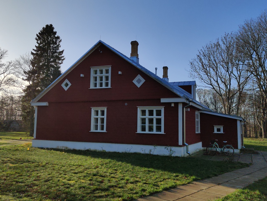 Main building of Ruhnu Pastorage rephoto