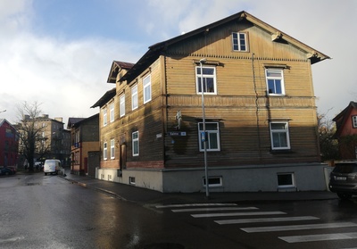 View of the crossroads of Salme and J. Nikonov streets. rephoto